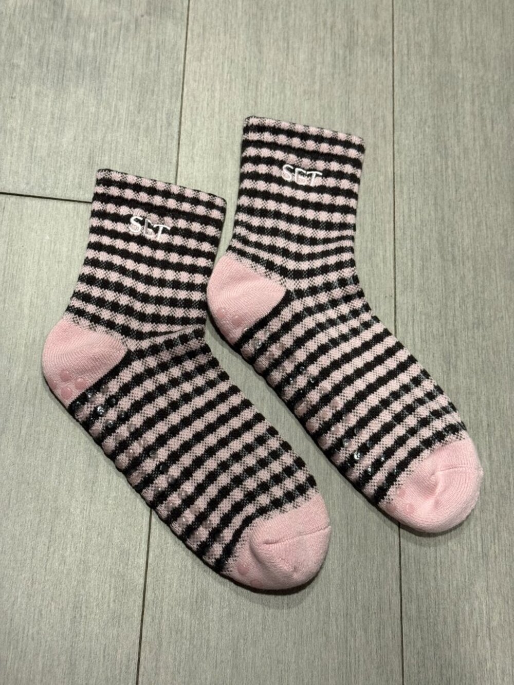 SET Costline Grip Socks DRIFTWOOD NWOT